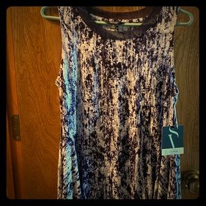 Simply Vera Sleeveless top